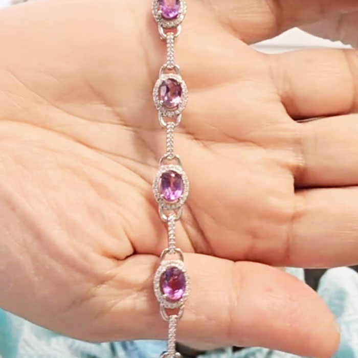 Luxurious Purple Amethyst Oval Bracelet with Timeless Radiance – Confidence and Charm
