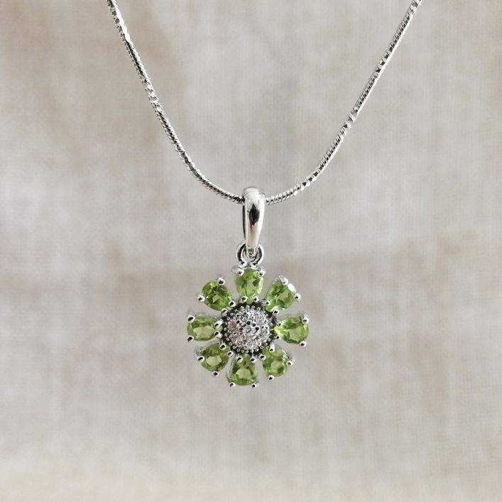 Peridot Flower Pendant