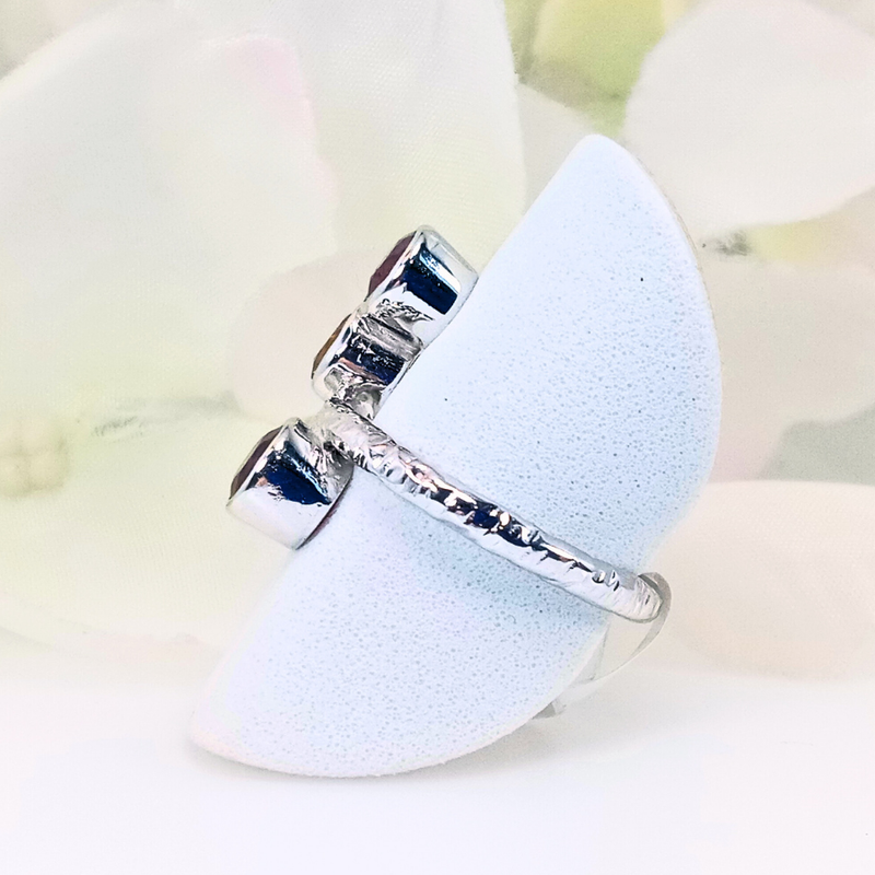 Loise Victory Ring - Emerald, Ruby, Topaz