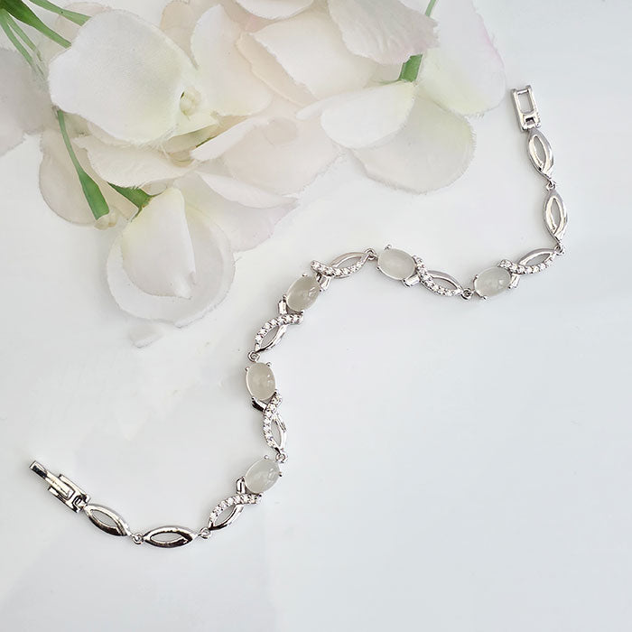 Moonlit Oval Moonstone Bracelet