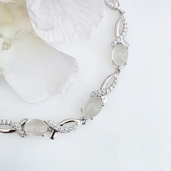 Moonlit Oval Moonstone Bracelet