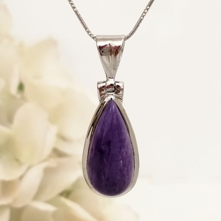 Charoite Pendant (7.15 gms)