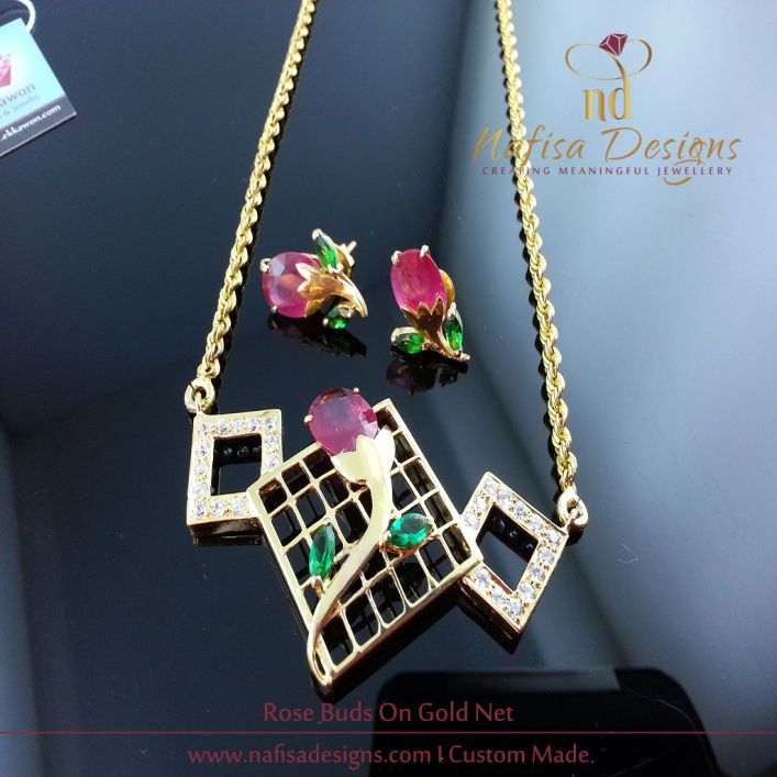 Rose Buds On Gold Net