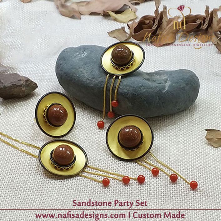 Sandstone Party Set