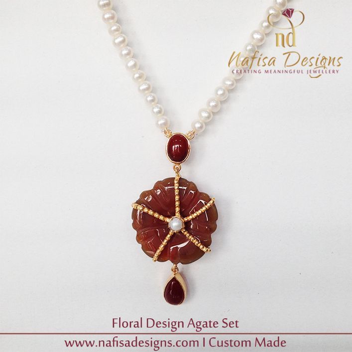 Floral Design Agate Set