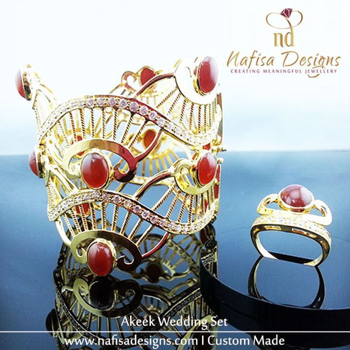 Akeek Wedding Set