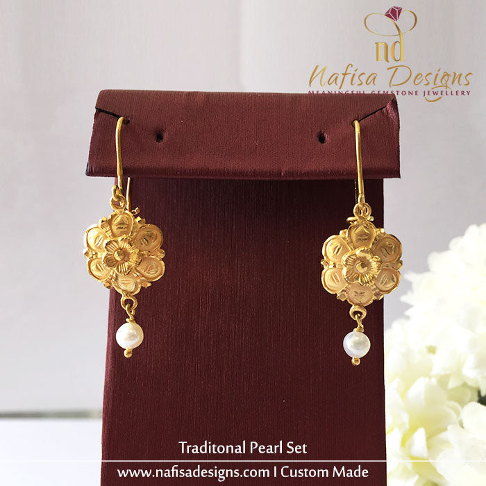 Traditional Pearl Set