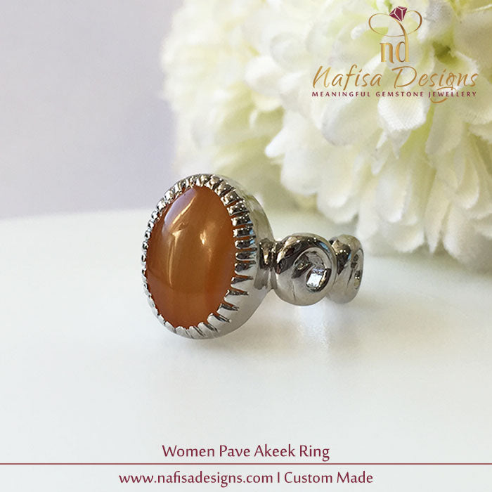 Women Pave Akeek Ring