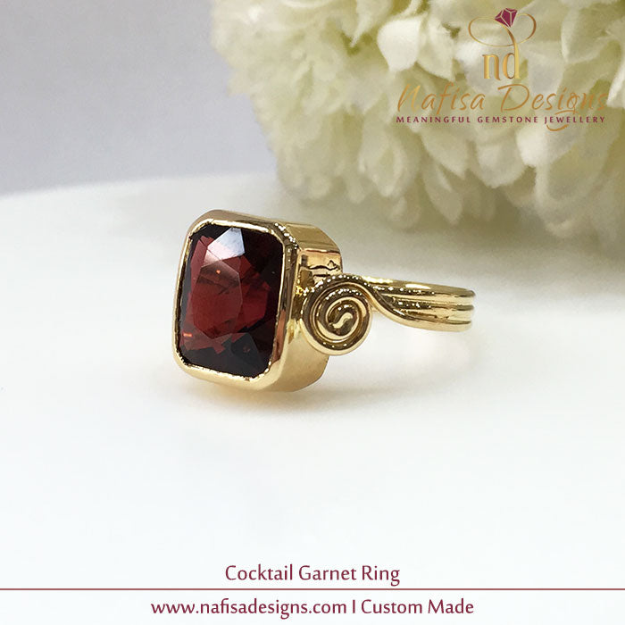 Cocktail Garnet Ring