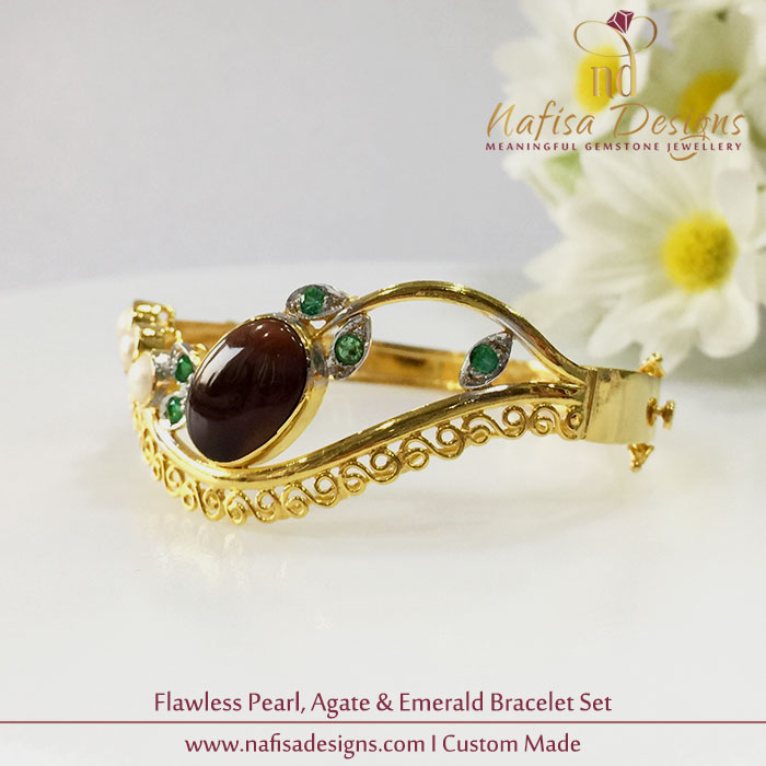 Flawless Pearl, Agate & Emerald Bracelet Set