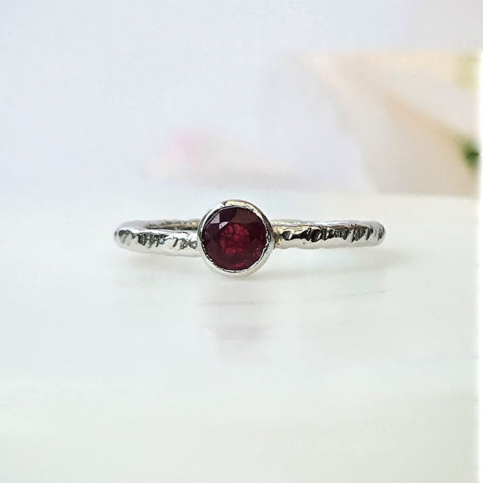 Garnet Gleam Ring in real natural original Garnet  in 925 silver in hammered finished design for birthstone, party, or casual wear. light weight, delicate, dainty designer jewellery