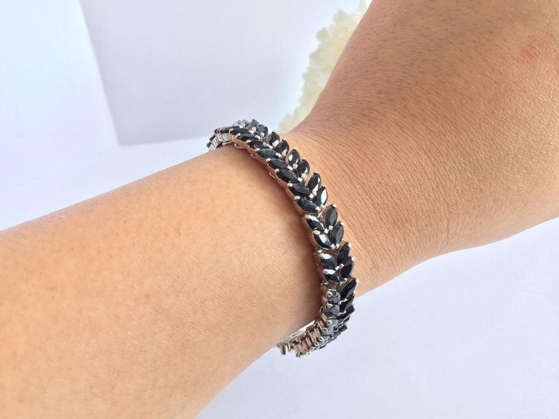 Leaf Shape Blue Sapphire Bracelet