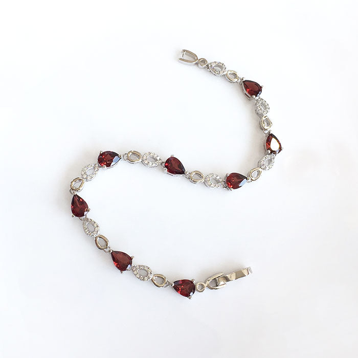 Razzle Dazzle Garnet Bracelet
