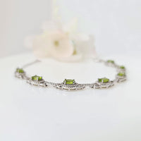 Nature's Elegance Bracelet - Peridot