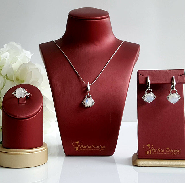 Mystic Moonstone Set