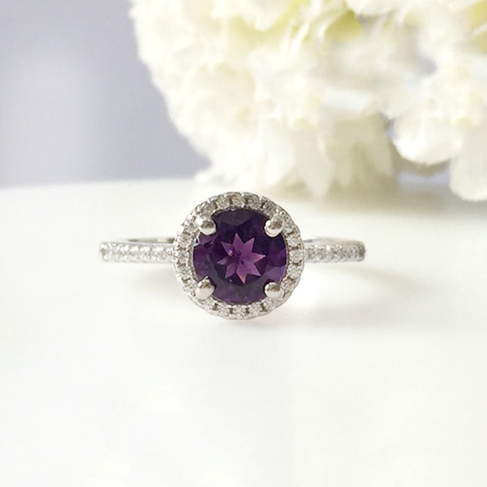 Manchester UK. Free Global Shipping!
For Inquiries Call or WhatsApp: +447878581702 OR +96567725075