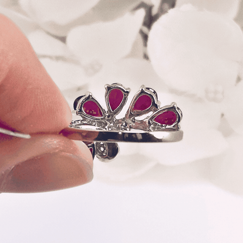capturing the vibrant rhodolite garnets and their unique horizontal swirl design