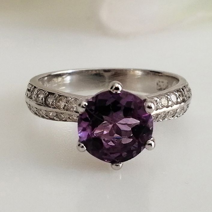 Amethyst Solitaire Ring