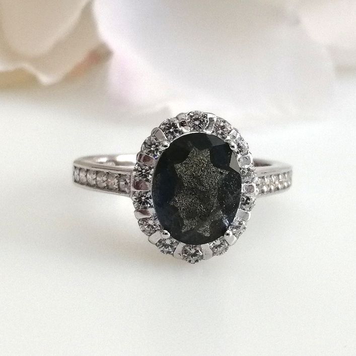 Labradorite Ring set in 925 Sterling Silver for Women