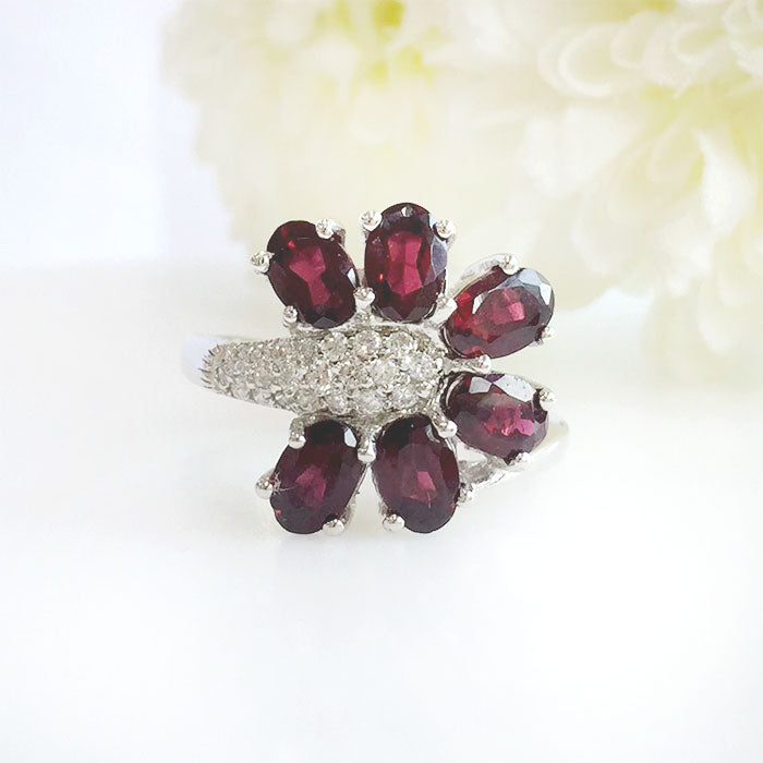 Gerbera Ring - Garnet