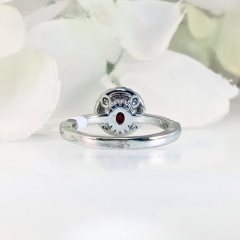 vibrant blood-red garnet gem