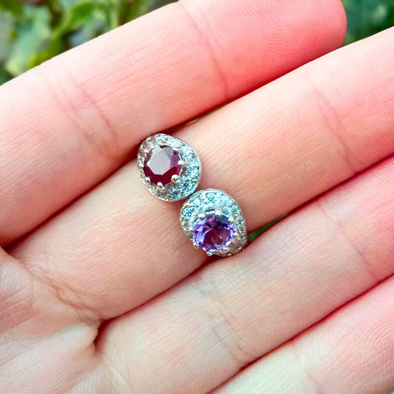 Side view of the Twilight Love Ring
