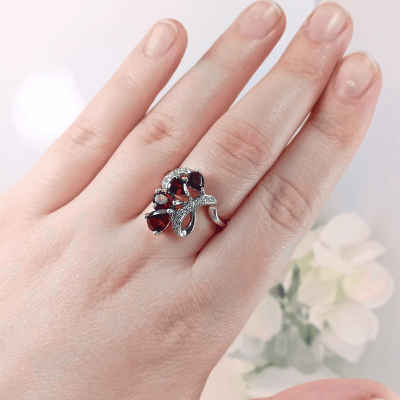 Right side view of the Blazing Swirl Ring