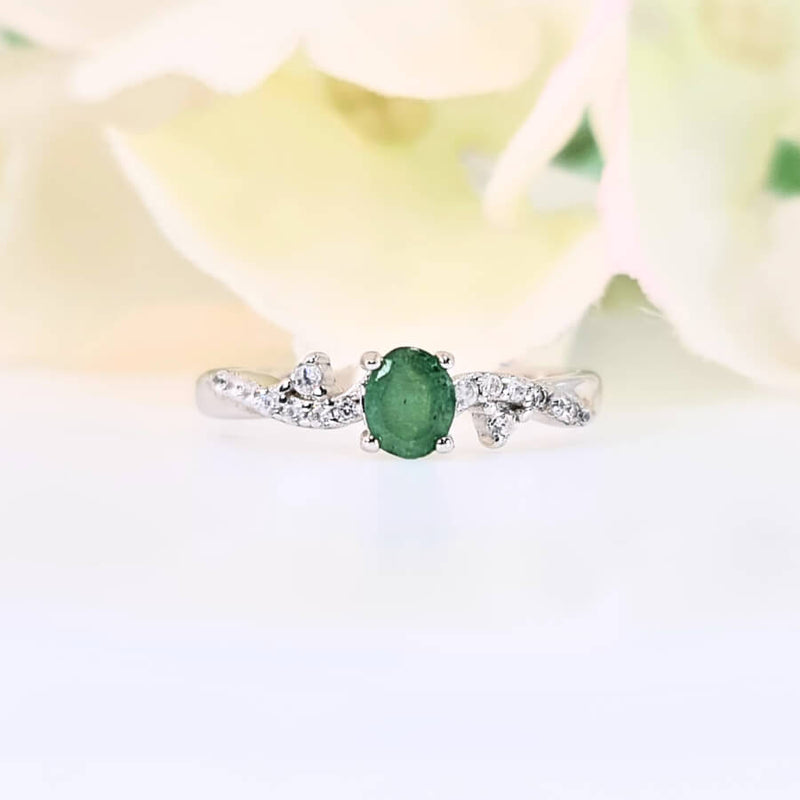 Authentic 925 sterling silver emerald ring for women, featuring a small verdant green gem, May birthstone for healing, creativity, and prosperity