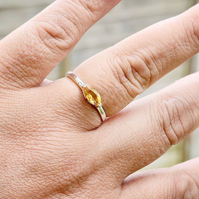 Golden Whisper Ring in real natural original Citrine in 925 silver for birthstone