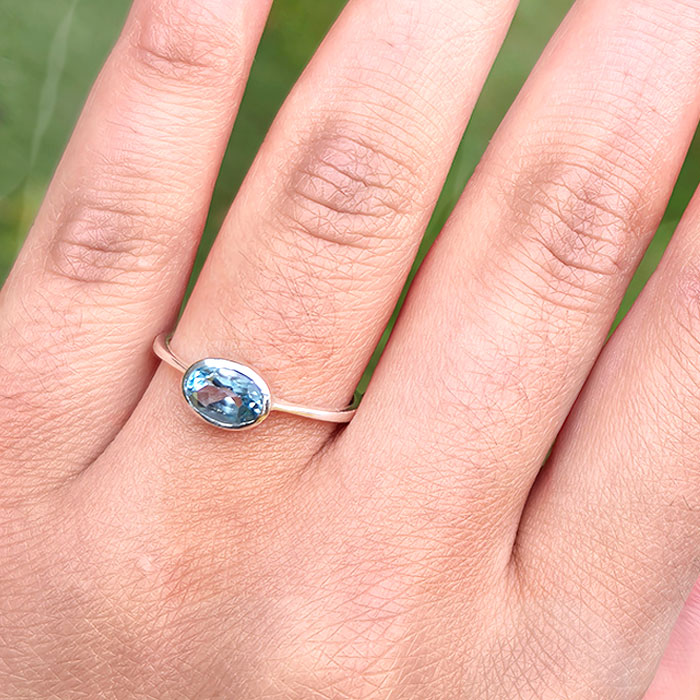 Graceful Brilliance Ring in original and authentic Topaz in 925 silver for birthstone