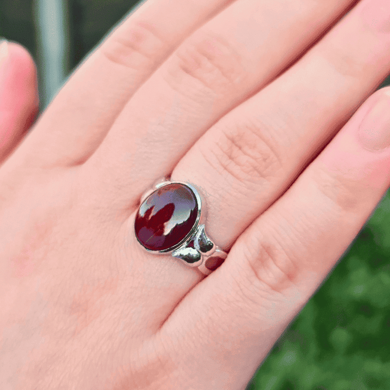 Akeek Women Ring UK Manchester 925 Sterling Silver Brown Gem Yemen Authentic hand model