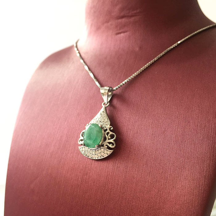 Nawabi Emerald Set