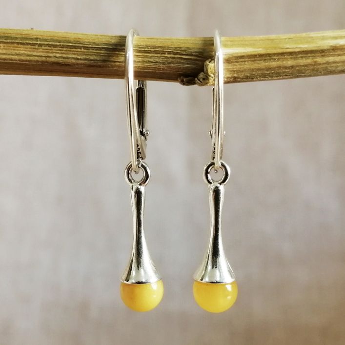 Simple Amber Earrings