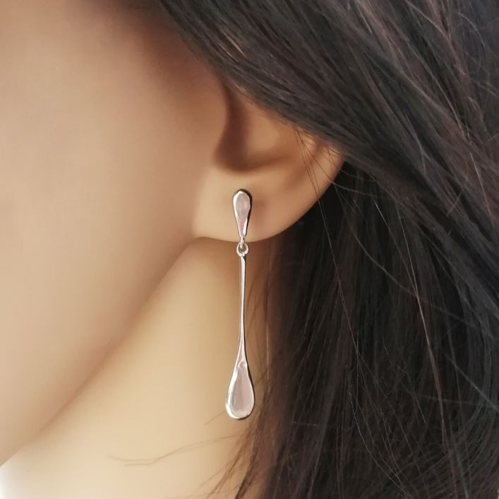 Lean Earrings - Rose Quartz