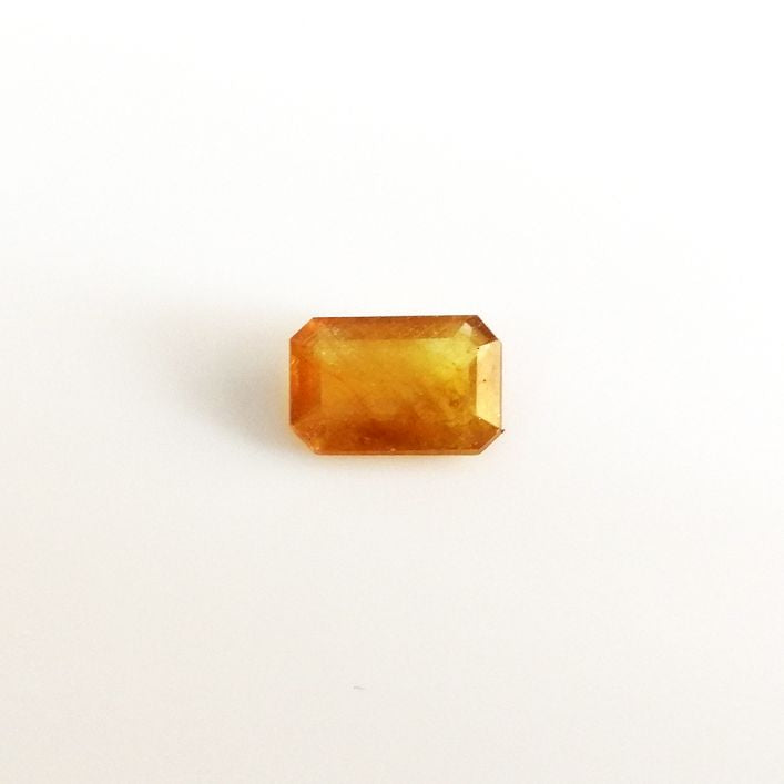 Yellow Sapphire - 5.65 ct
