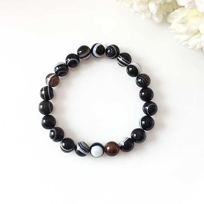 Sulaimani Akeek Bead Bracelet - Black & White