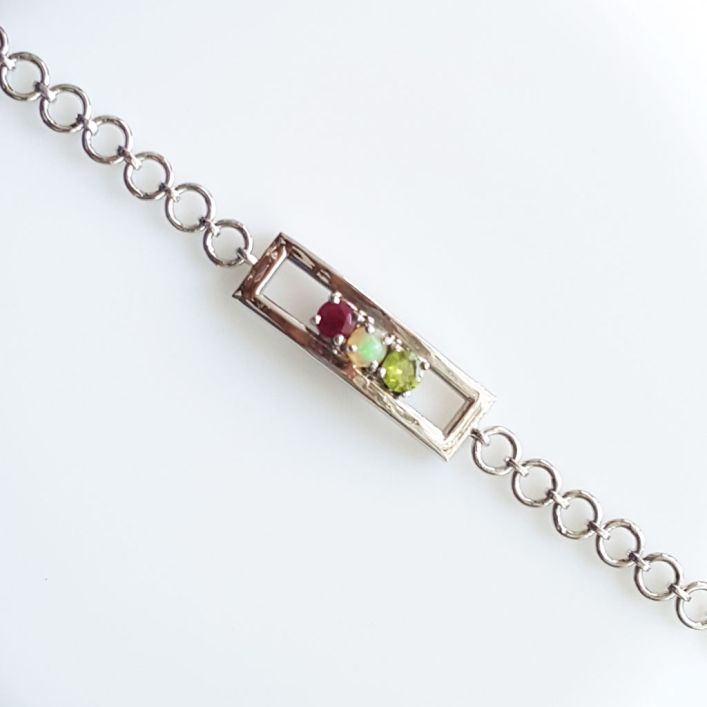 Birthstone Sisters bracelet - Amethyst, Ruby, Onyx