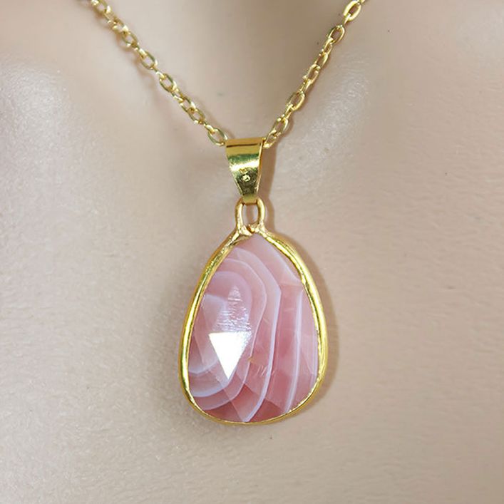 Classic Lace Agate Pendant