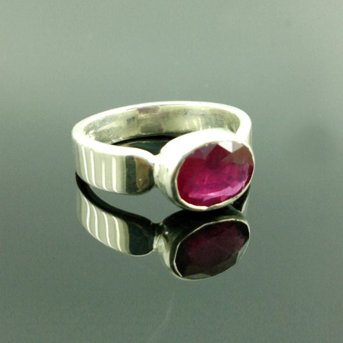 Sheak Loop Men Ruby Ring
