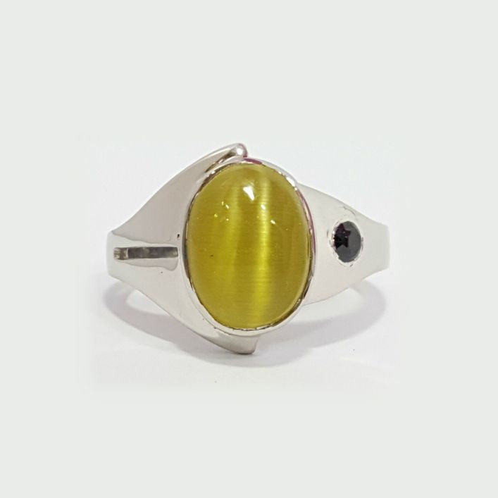 Unpredictable Men Catseye Ring