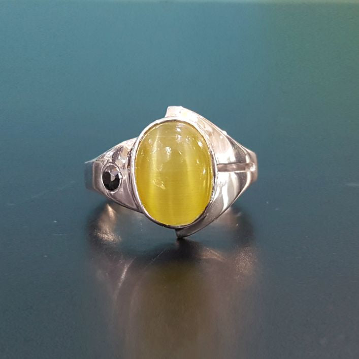 Unpredictable Men Catseye Ring