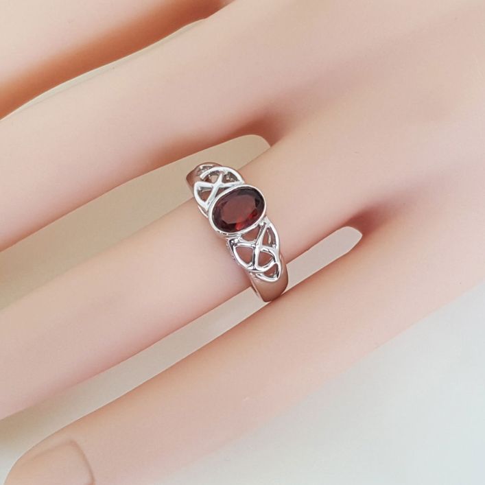 Garnet Filigree Ring