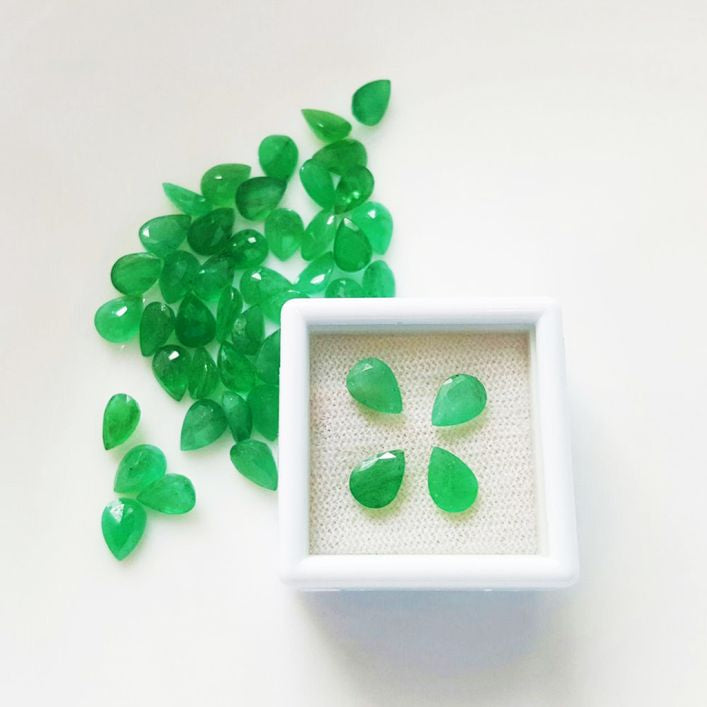 Emerald Pear Shape (5 mm x 7 mm)