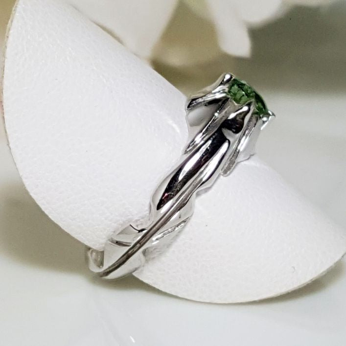 Polaris Ring Emerald
