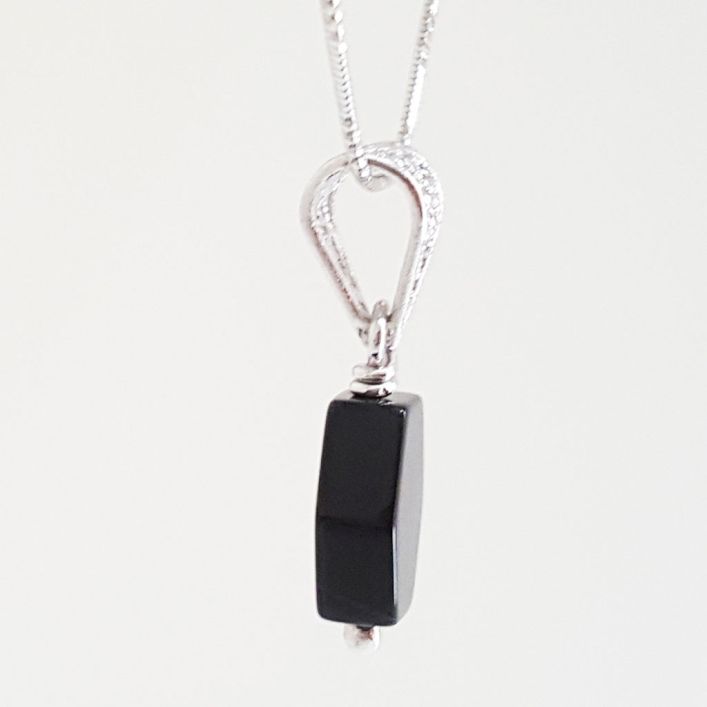 Inde-Pendant - Black Agate