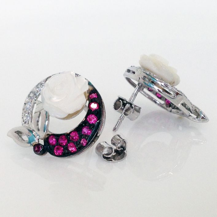 Belle Earrings Ruby Mother Pearl