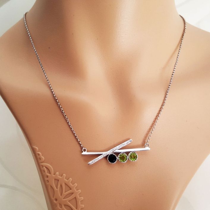 A light weight necklace made in High Quality Silver and natural and authentic Onyx, and Balck Onyx Gemstones. By Nafisa Designs, Manchester UK