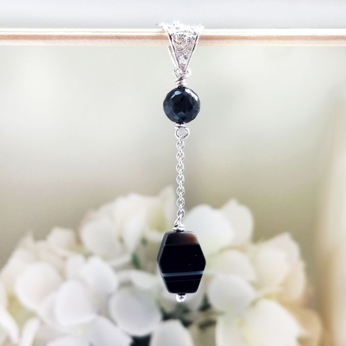 Pendulate Agate Pendant