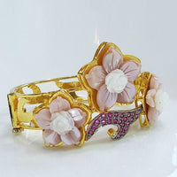 Pink Mother Pearl Floral Bracelet - Round Ruby