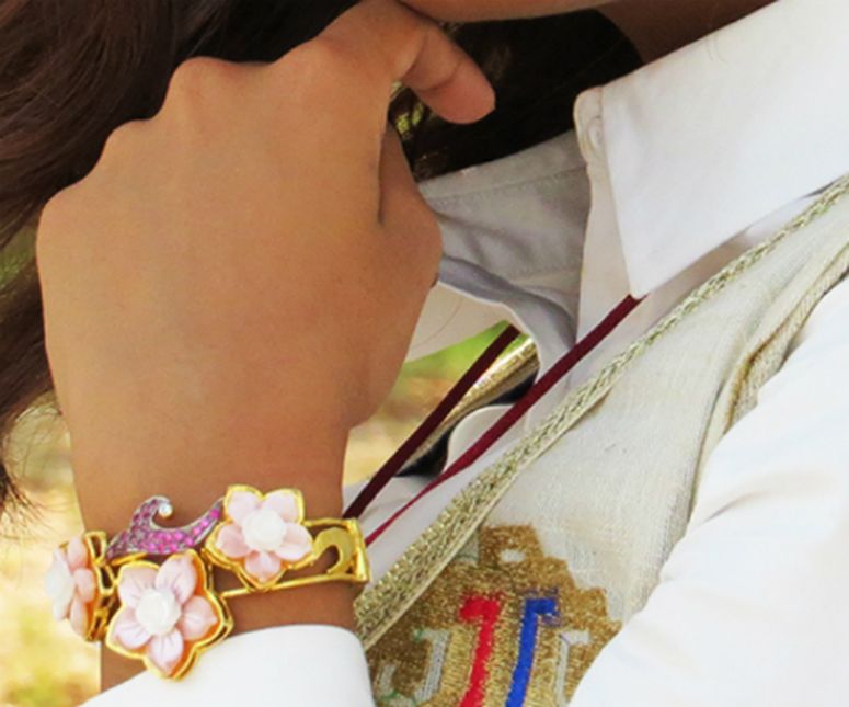 Pink Mother Pearl Floral Bracelet - Round Ruby